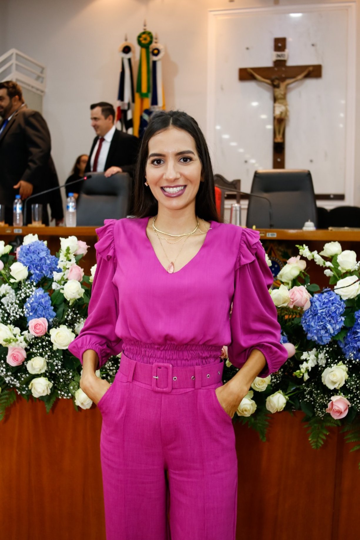 Vereadora fala sobre semana escolar de combate à violência contra mulher.