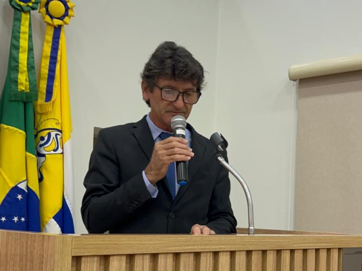 Vereador pede à Prefeitura informações sobre enfeites natalinos
