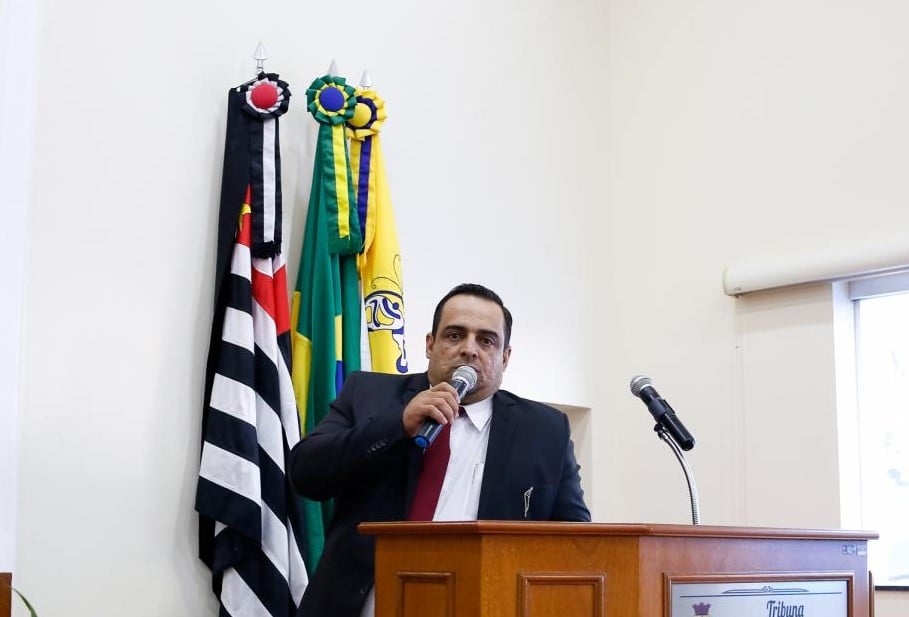 Quadra de esportes do Sítio do Estado recebe o nome de Raphael José de Góis