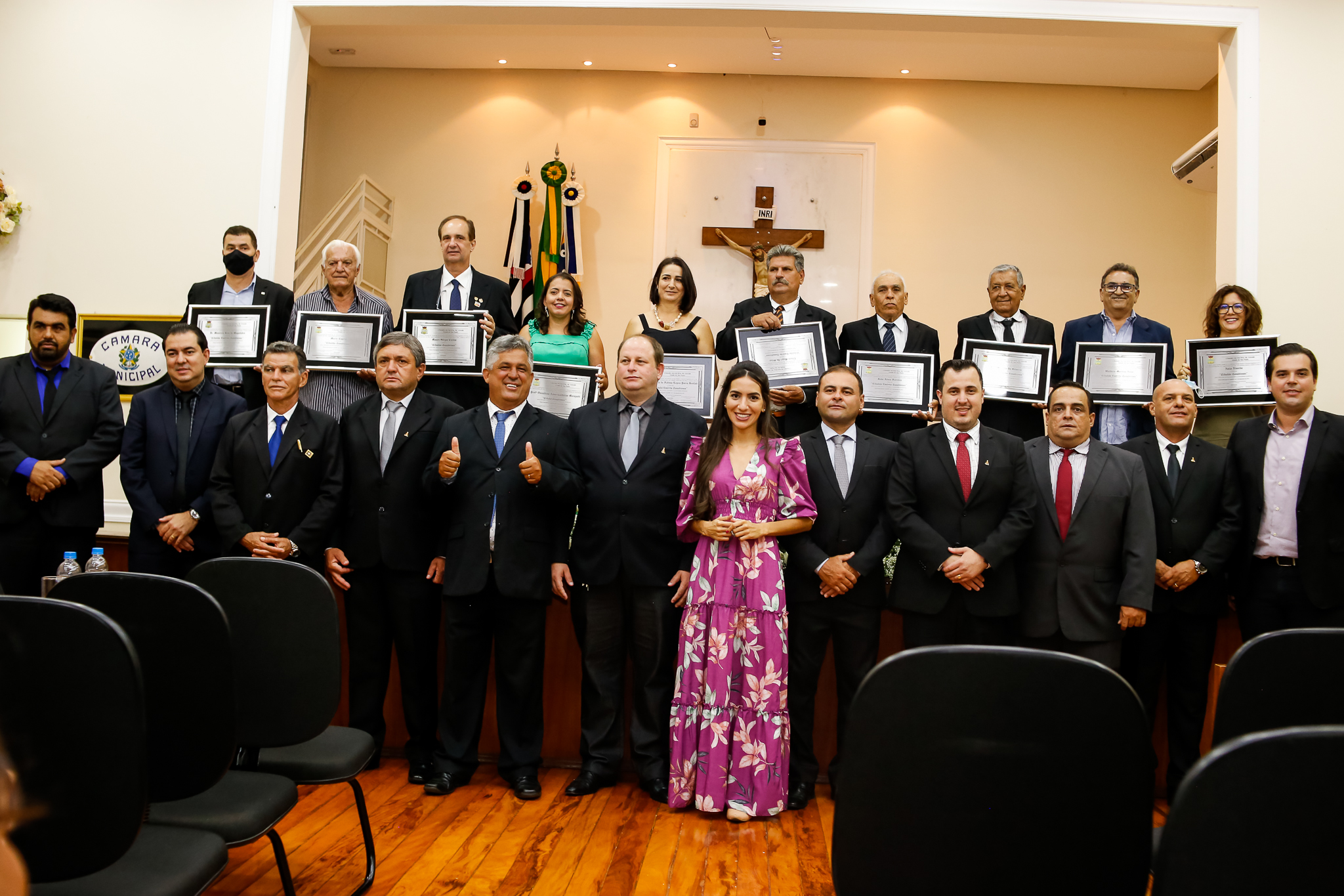 Câmara realiza Sessão Solene de Entrega de Títulos