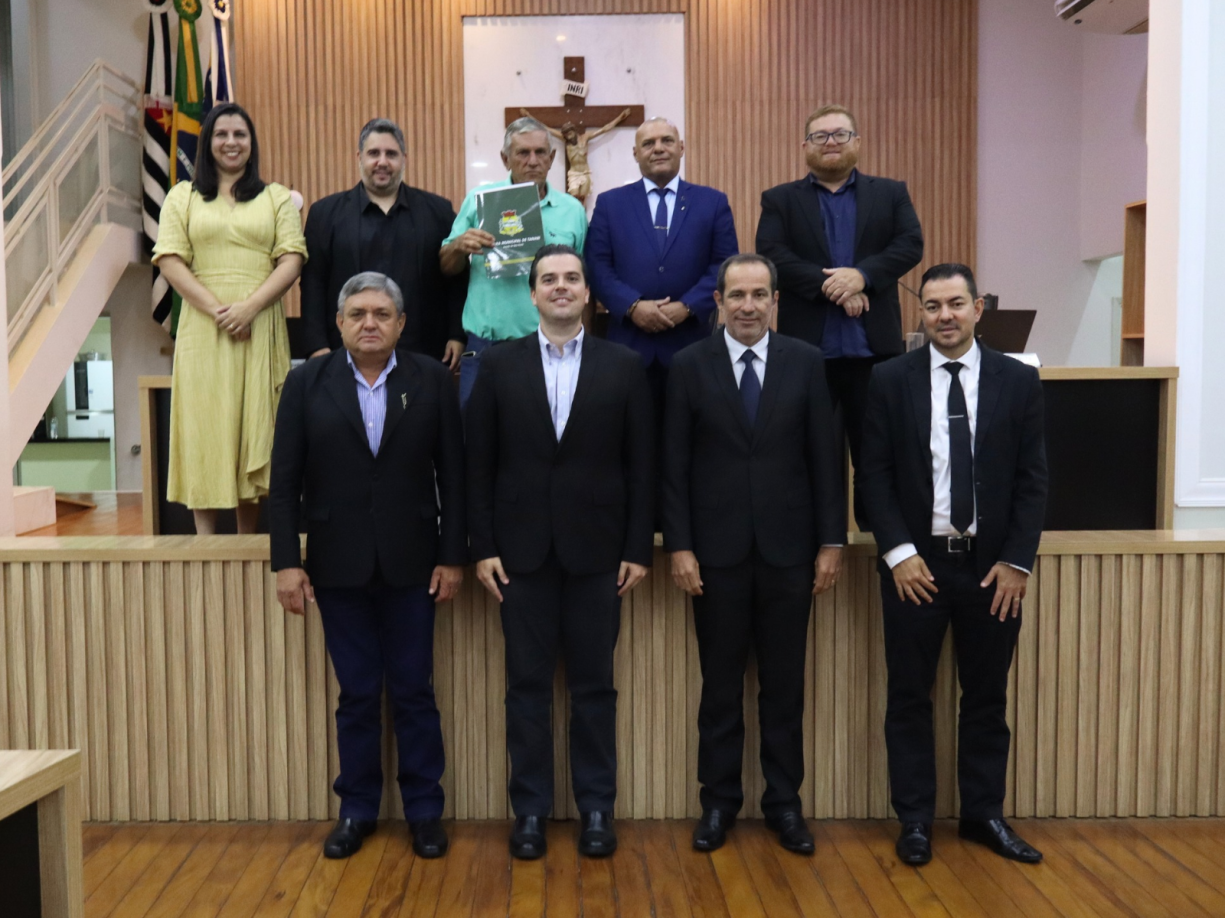 Câmara homenageia Associação dos Produtores Rurais do Bairro do Espraiado