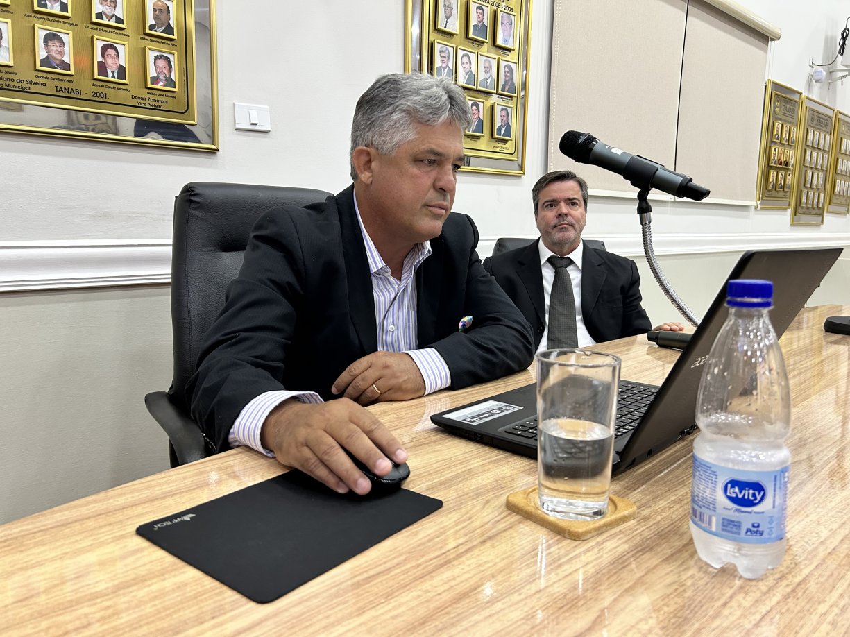 Câmara solicita informações sobre frota de veículos da Prefeitura