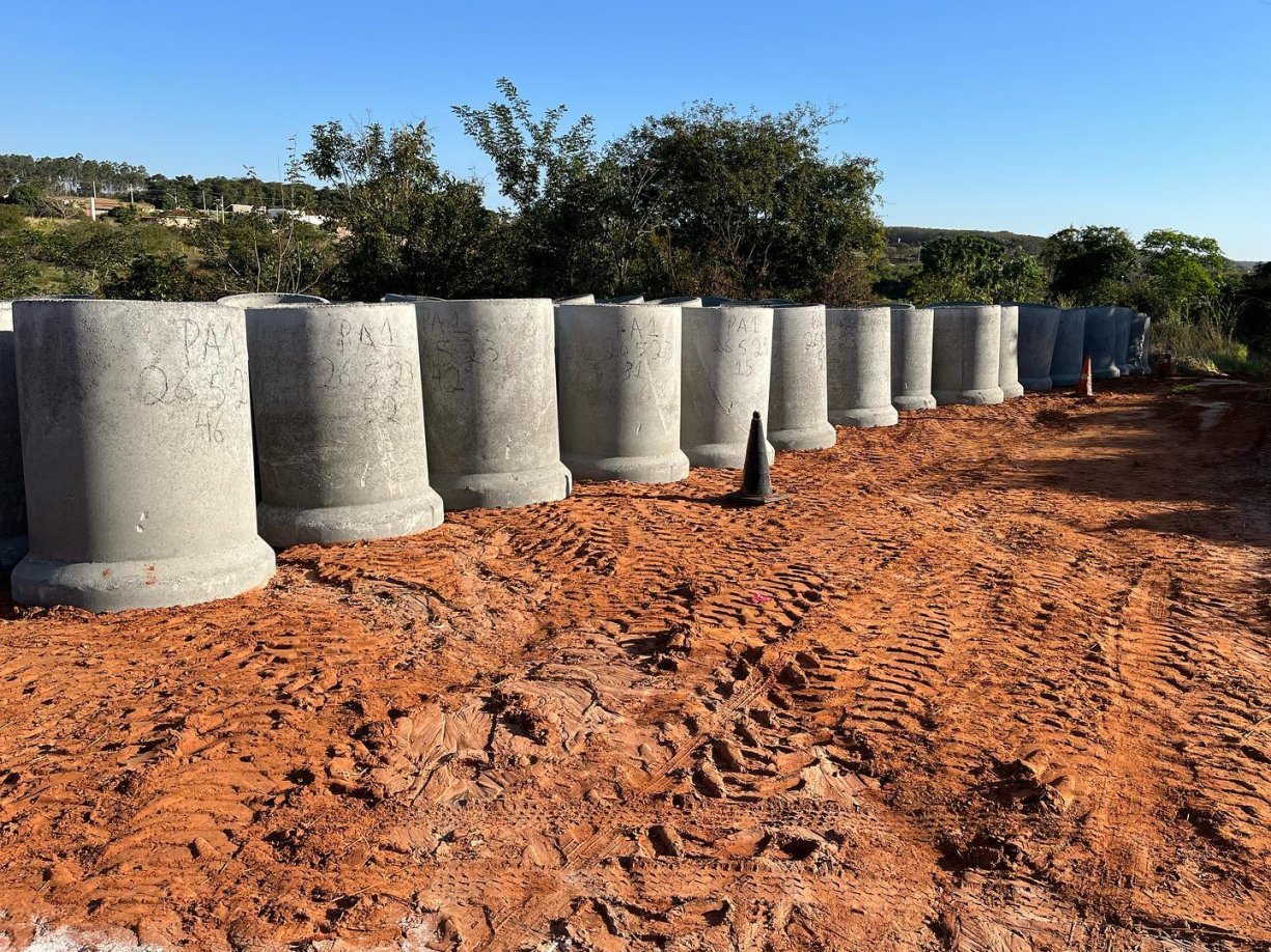 Com o início das obras no Vila Rica, vereadores fiscalizam o local