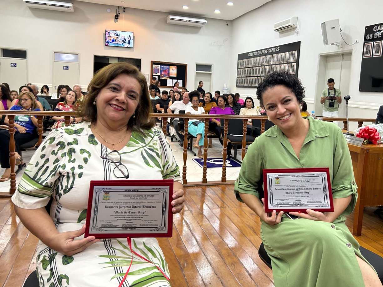 Em sessão solene, profissionais da saúde recebem Prêmio Maria do Carmo Nery