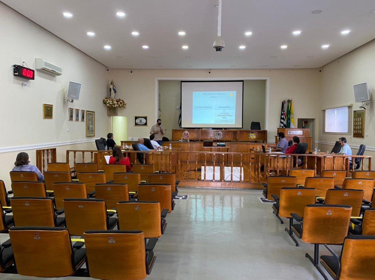 Câmara realiza curso sobre PPA, LOA e LDO