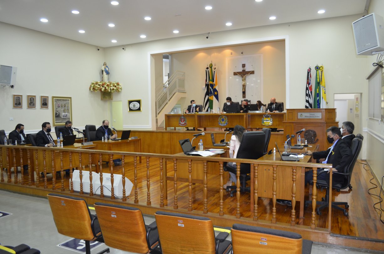 Vereadores homenageiam personalidades do município de Tanabi
